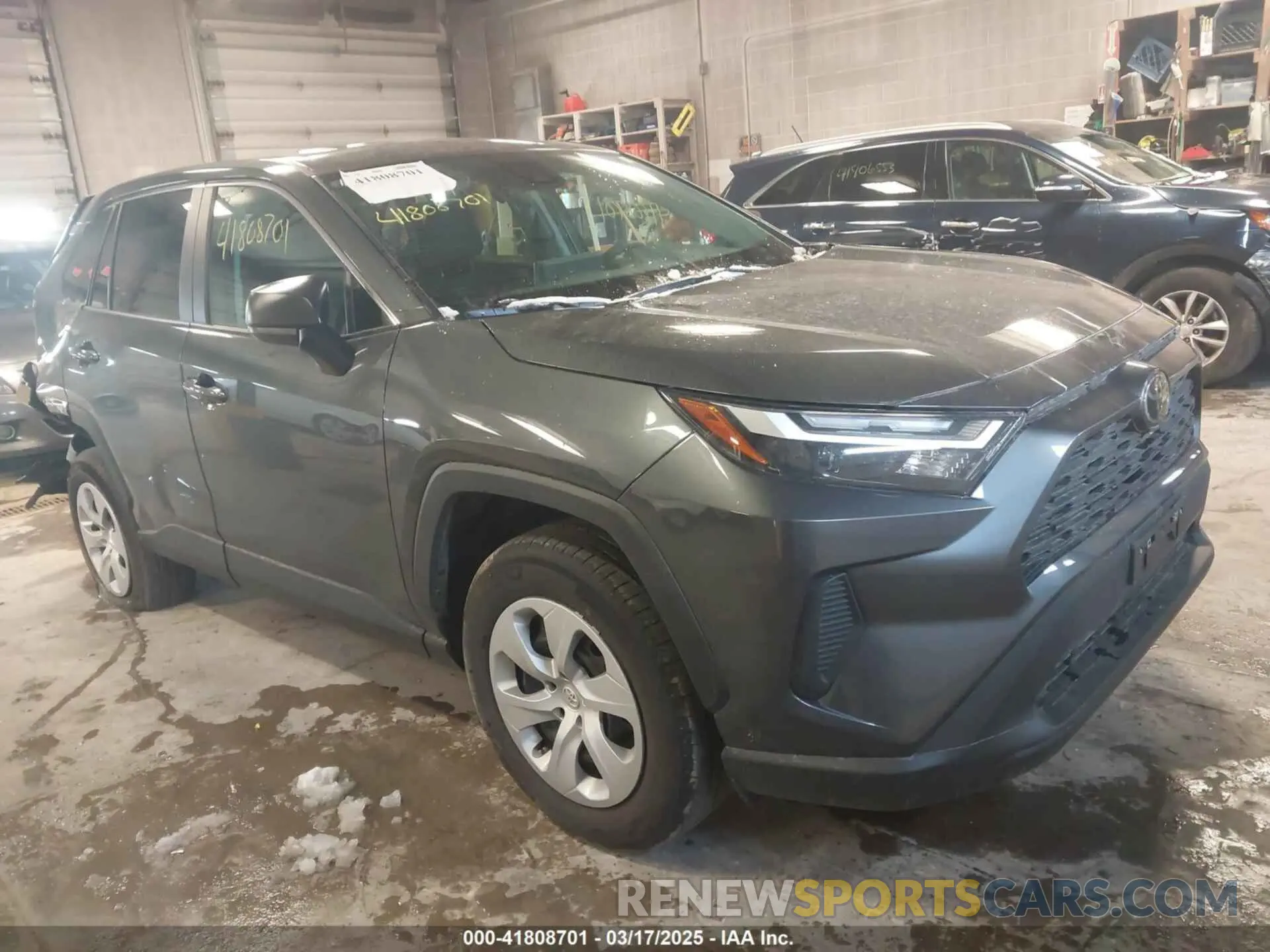 1 Photograph of a damaged car 2T3F1RFV7RW482408 TOYOTA RAV4 2024