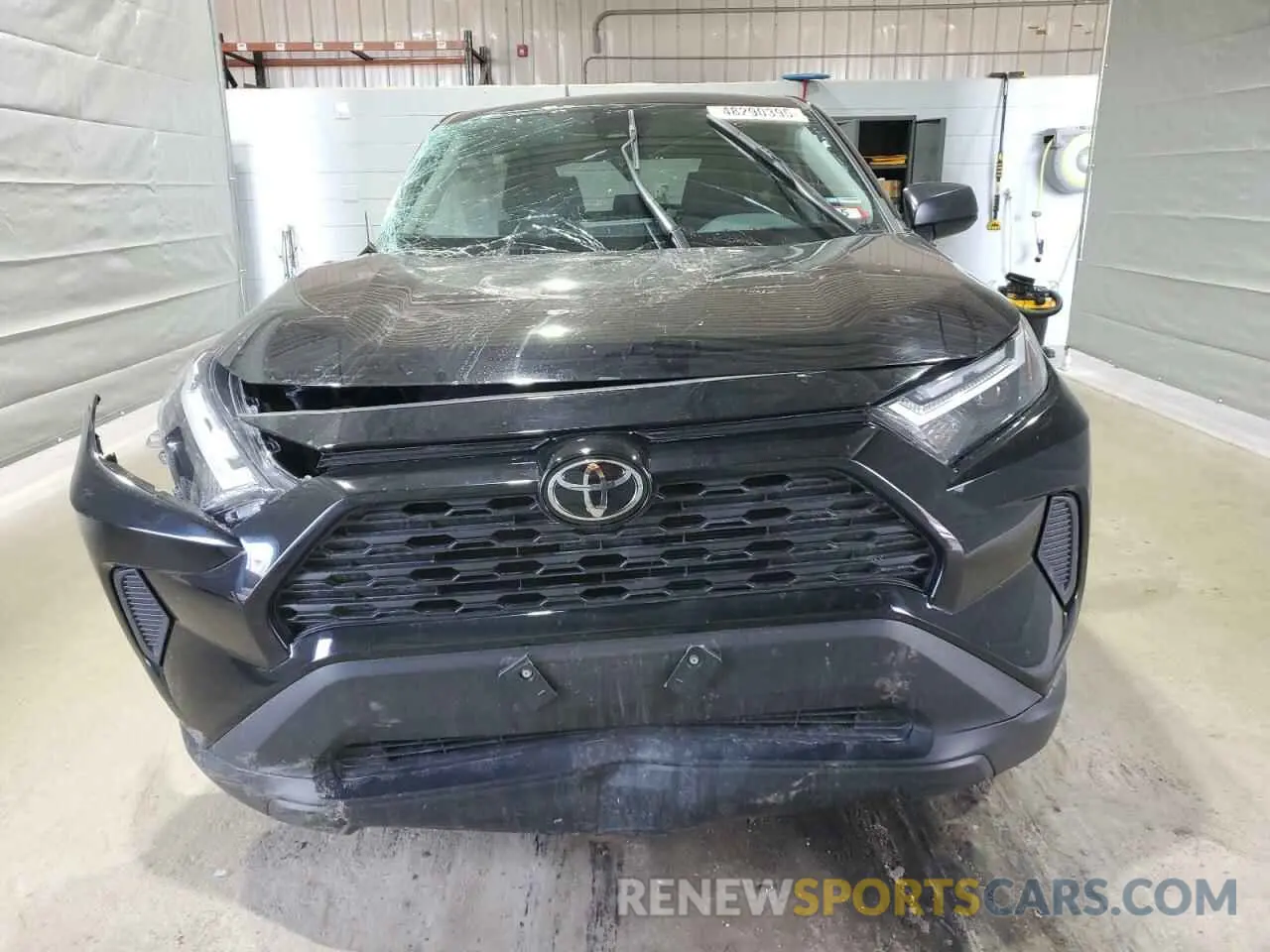 5 Photograph of a damaged car 2T3F1RFV8RC429170 TOYOTA RAV4 2024