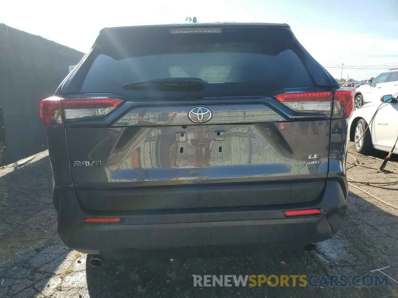 6 Photograph of a damaged car 2T3F1RFV8RW444251 TOYOTA RAV4 2024