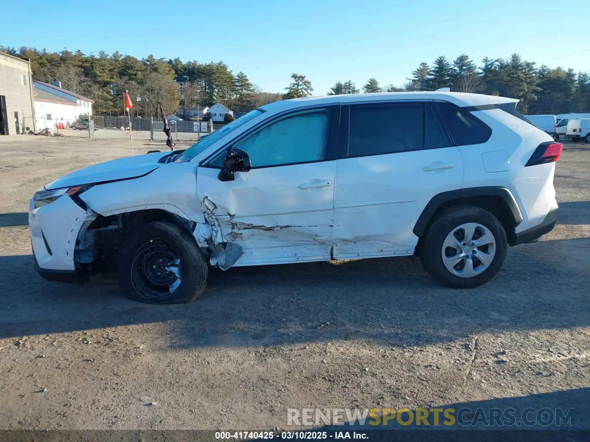 14 Photograph of a damaged car 2T3F1RFV9RC395174 TOYOTA RAV4 2024