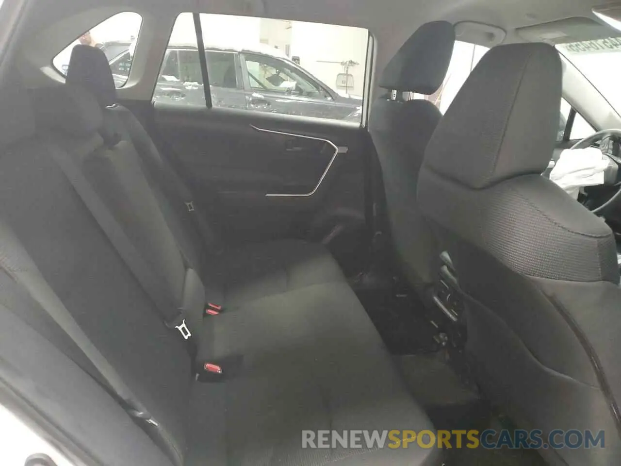 11 Photograph of a damaged car 2T3F1RFV9RC418176 TOYOTA RAV4 2024