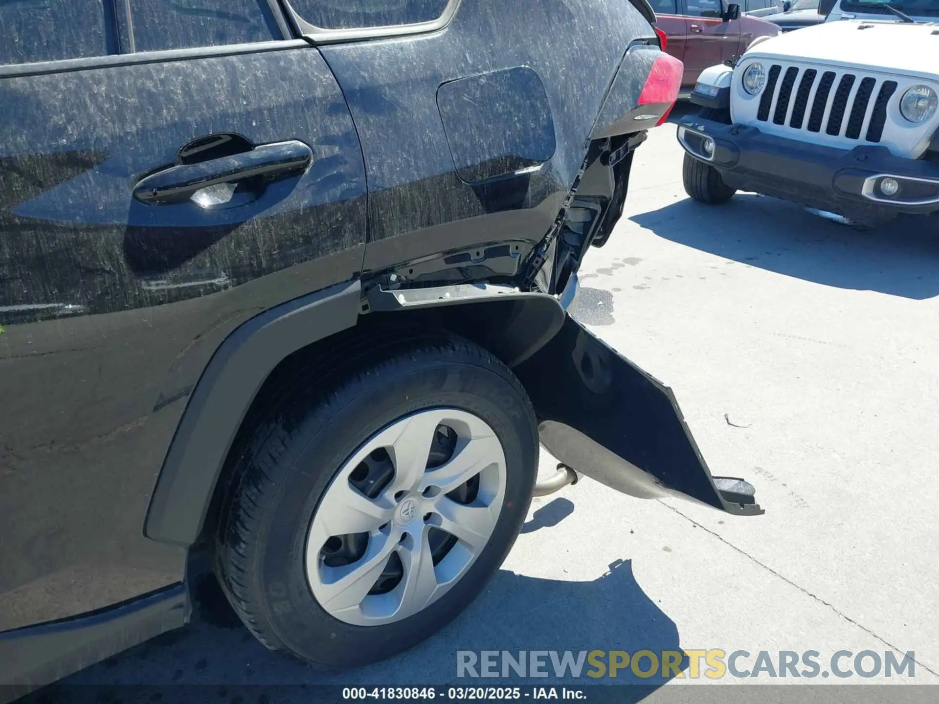 18 Photograph of a damaged car 2T3F1RFV9RC451808 TOYOTA RAV4 2024