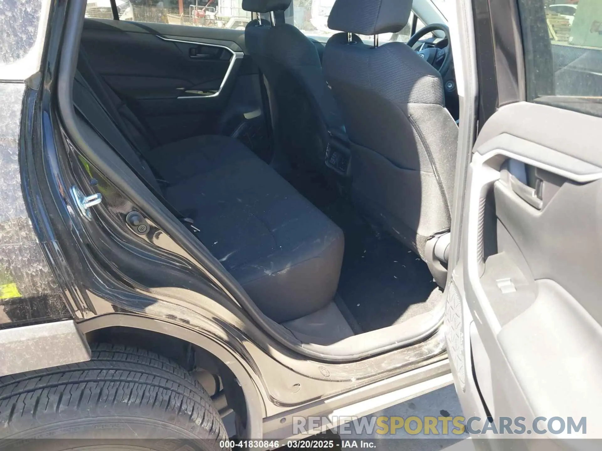 8 Photograph of a damaged car 2T3F1RFV9RC451808 TOYOTA RAV4 2024