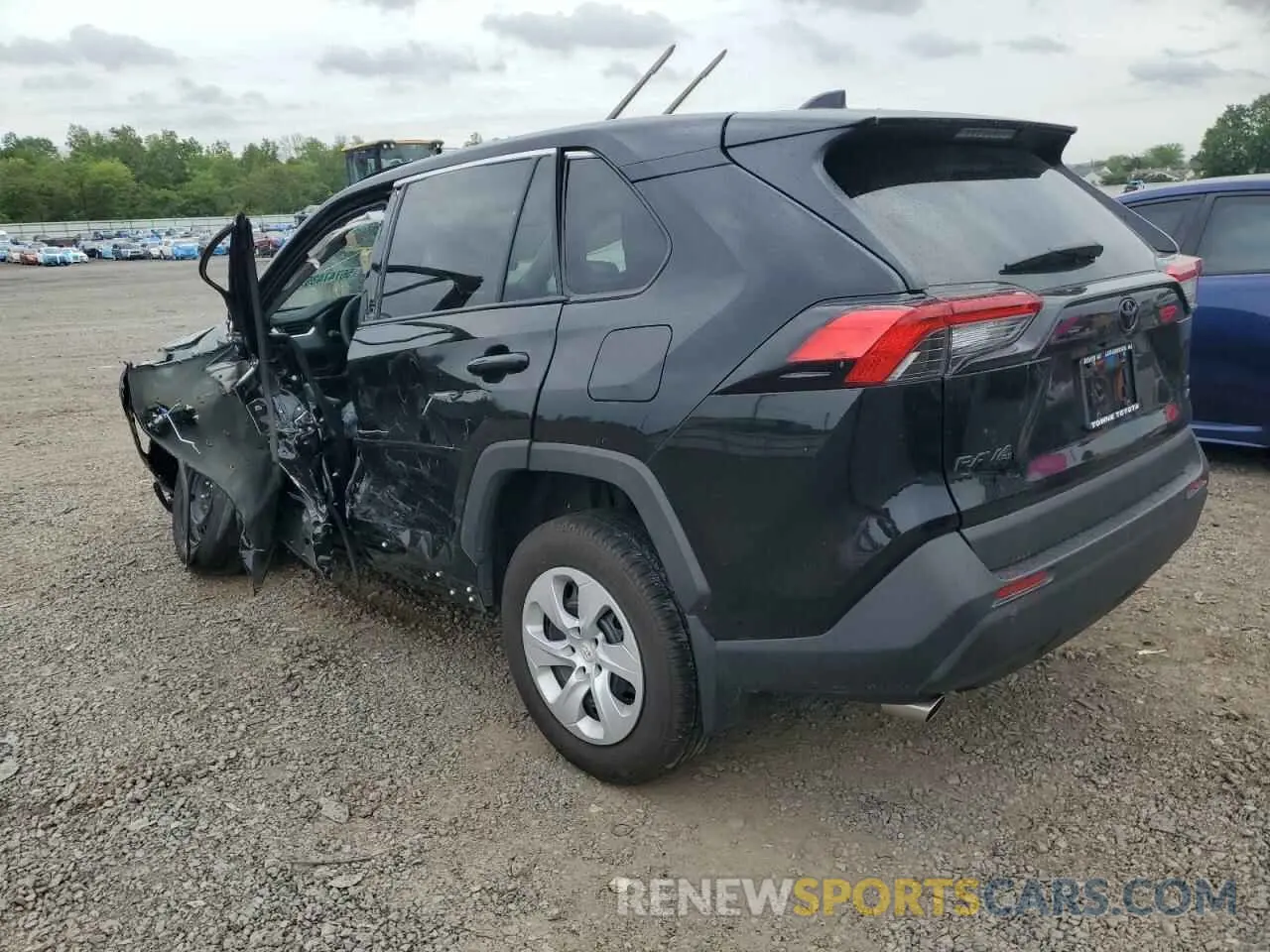 2 Photograph of a damaged car 2T3F1RFV9RC461870 TOYOTA RAV4 2024