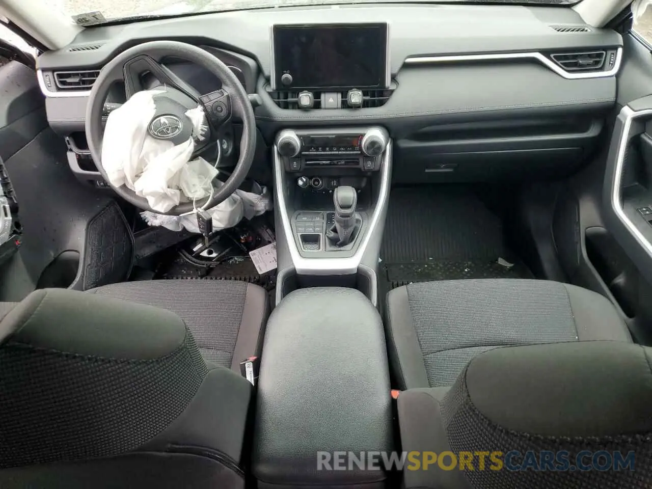 8 Photograph of a damaged car 2T3F1RFV9RC461870 TOYOTA RAV4 2024