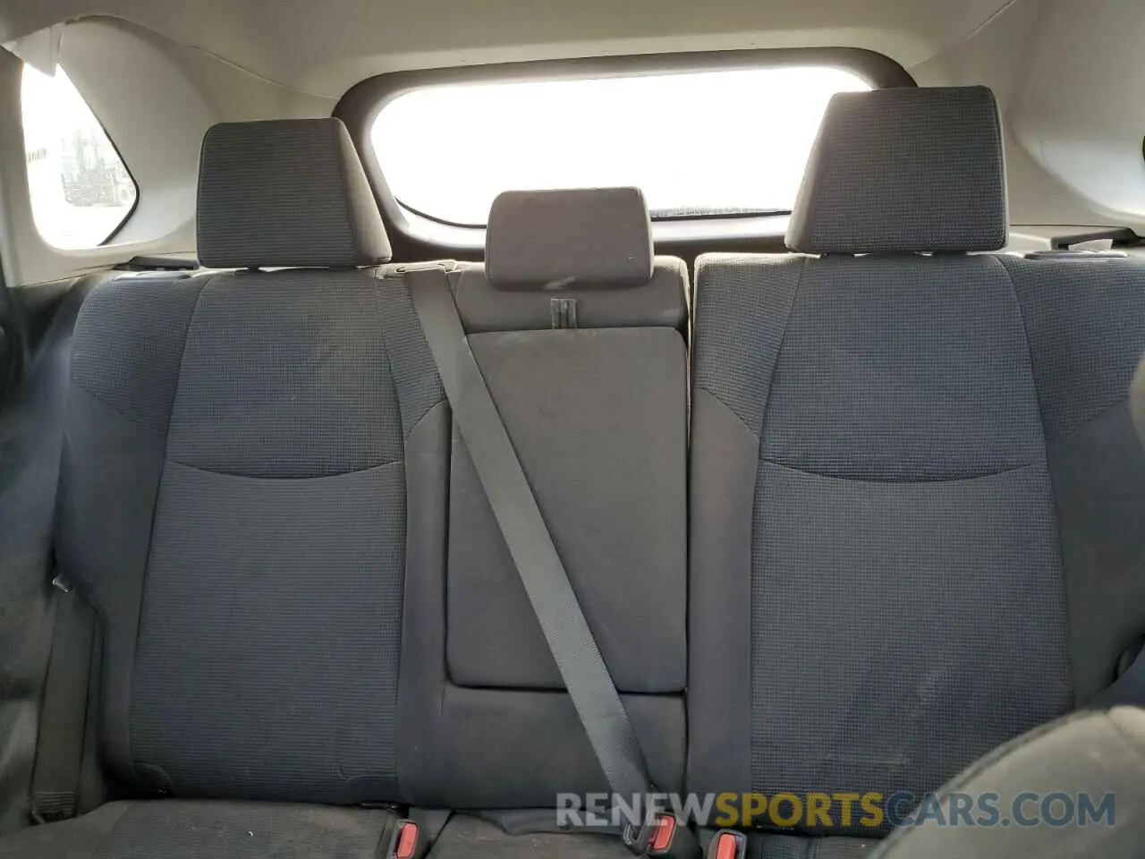 10 Photograph of a damaged car 2T3F1RFV9RW418225 TOYOTA RAV4 2024