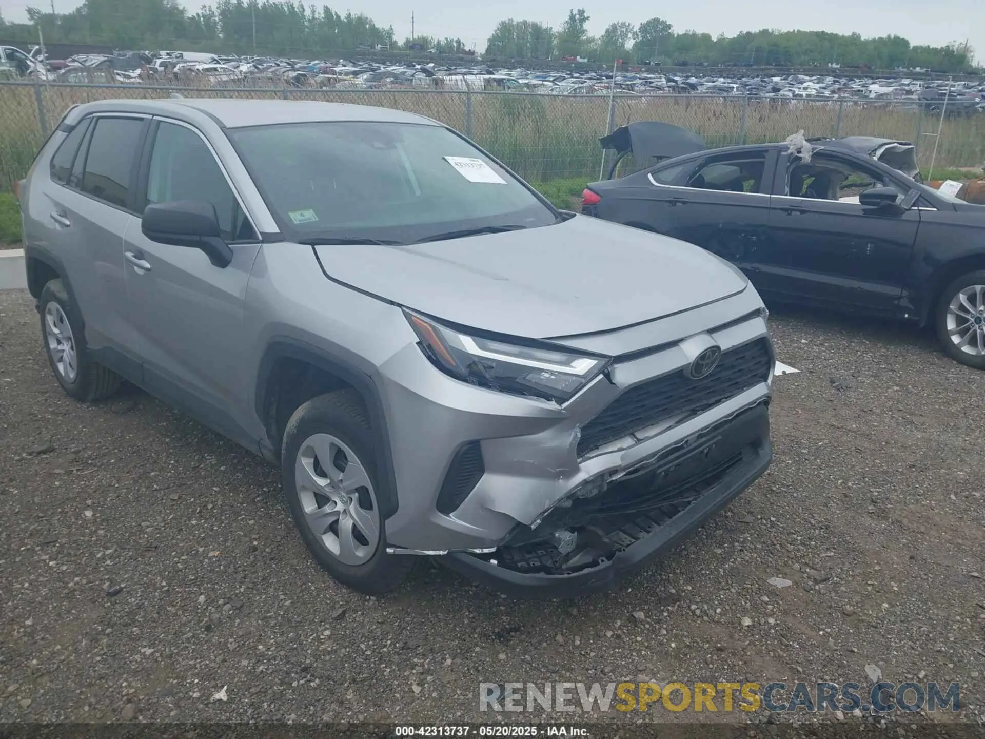 1 Photograph of a damaged car 2T3F1RFVXRC458850 TOYOTA RAV4 2024