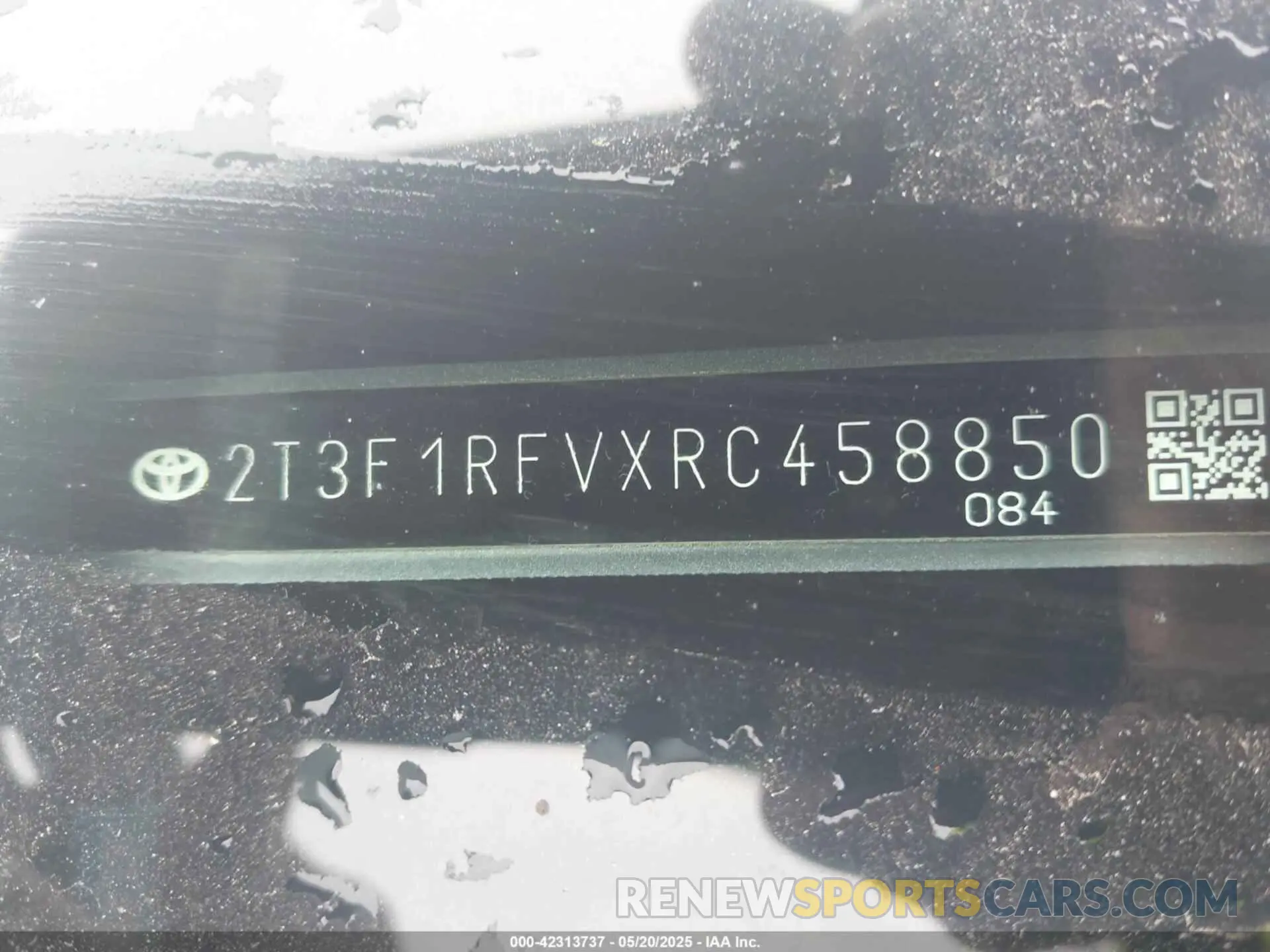 9 Photograph of a damaged car 2T3F1RFVXRC458850 TOYOTA RAV4 2024