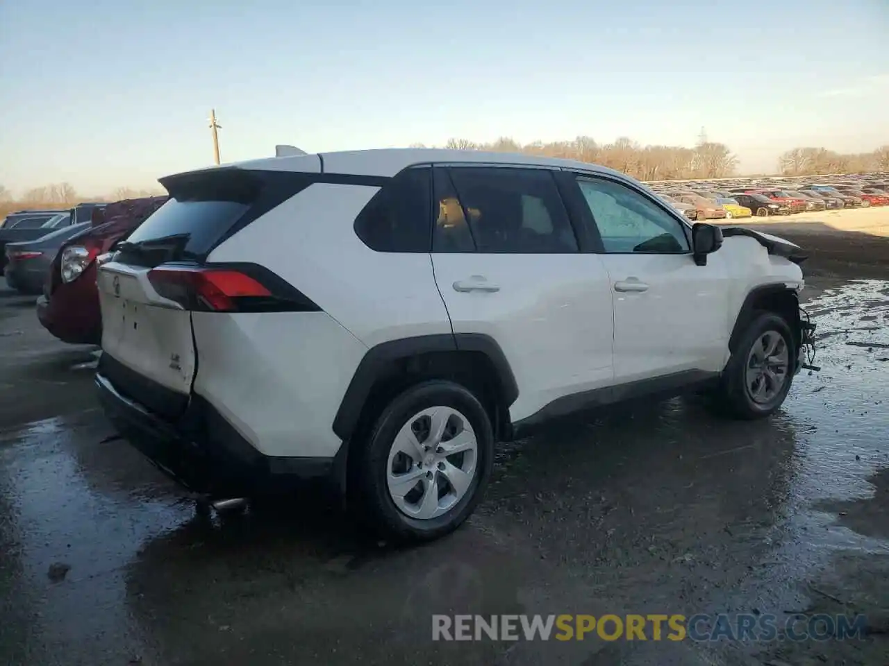 3 Photograph of a damaged car 2T3F1RFVXRW453355 TOYOTA RAV4 2024