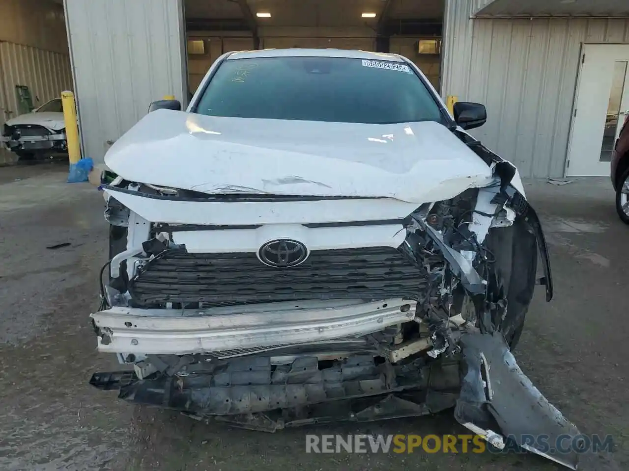 5 Photograph of a damaged car 2T3F1RFVXRW453355 TOYOTA RAV4 2024