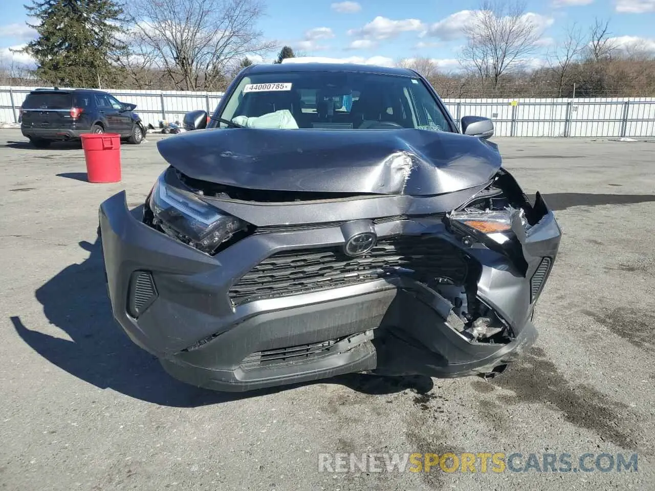 5 Photograph of a damaged car 2T3G1RFV0RC421150 TOYOTA RAV4 2024