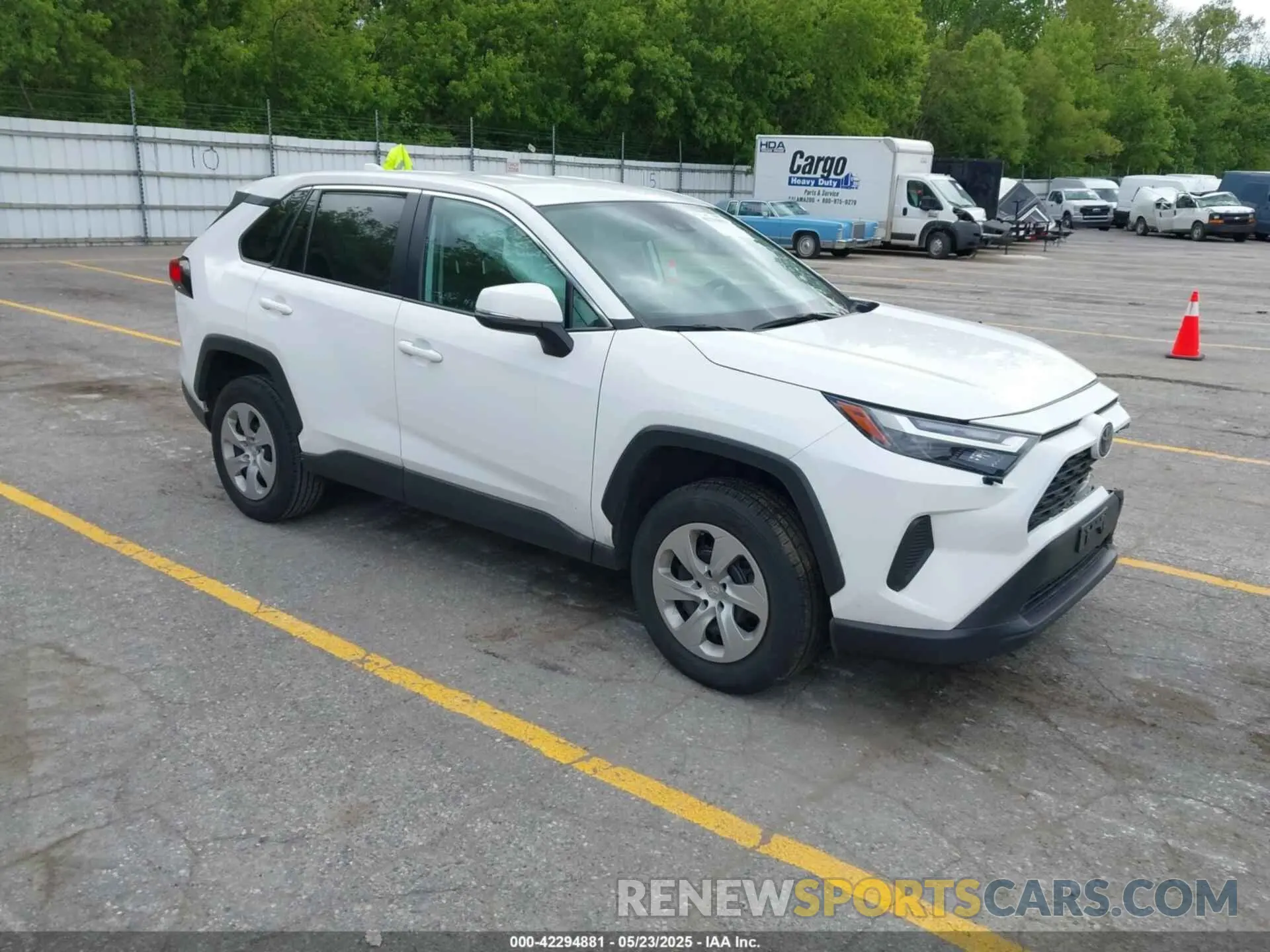 1 Photograph of a damaged car 2T3G1RFV3RC410336 TOYOTA RAV4 2024