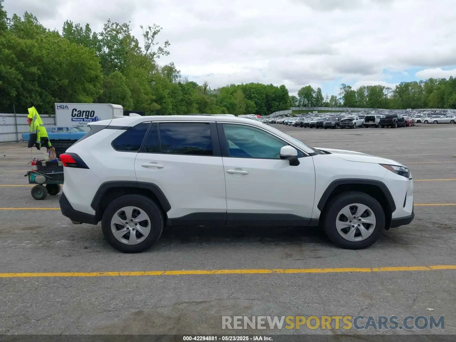 13 Photograph of a damaged car 2T3G1RFV3RC410336 TOYOTA RAV4 2024