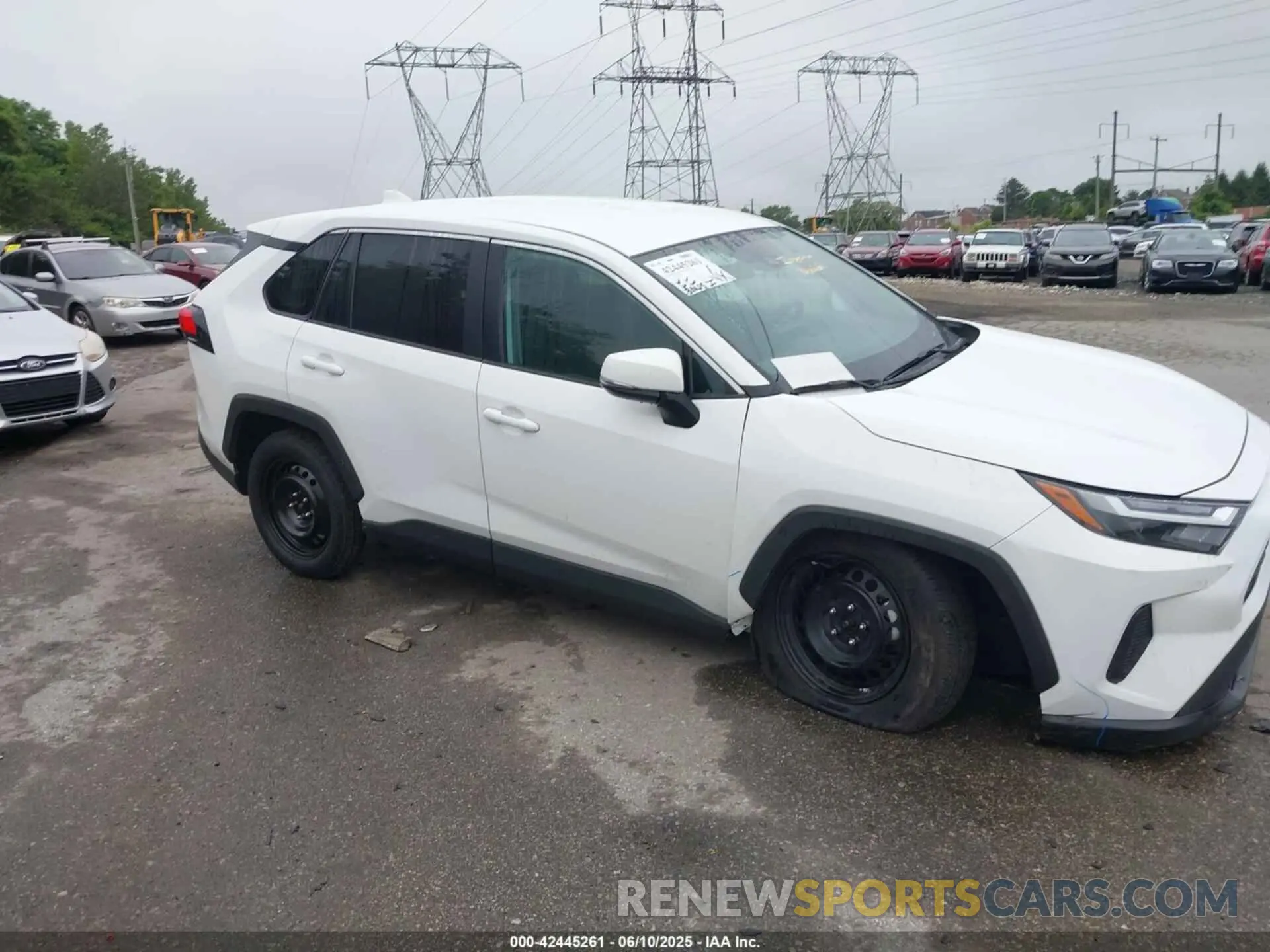 1 Photograph of a damaged car 2T3G1RFV3RC463800 TOYOTA RAV4 2024