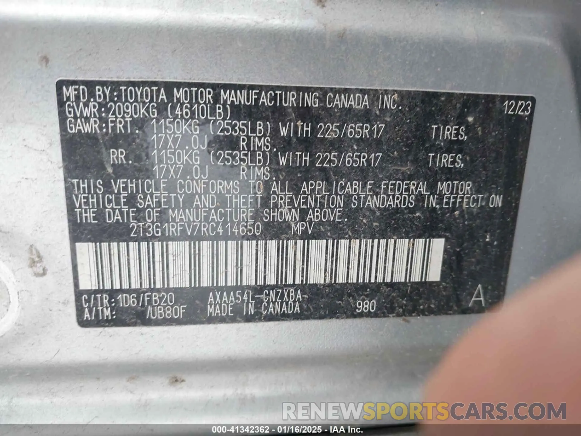9 Photograph of a damaged car 2T3G1RFV7RC414650 TOYOTA RAV4 2024