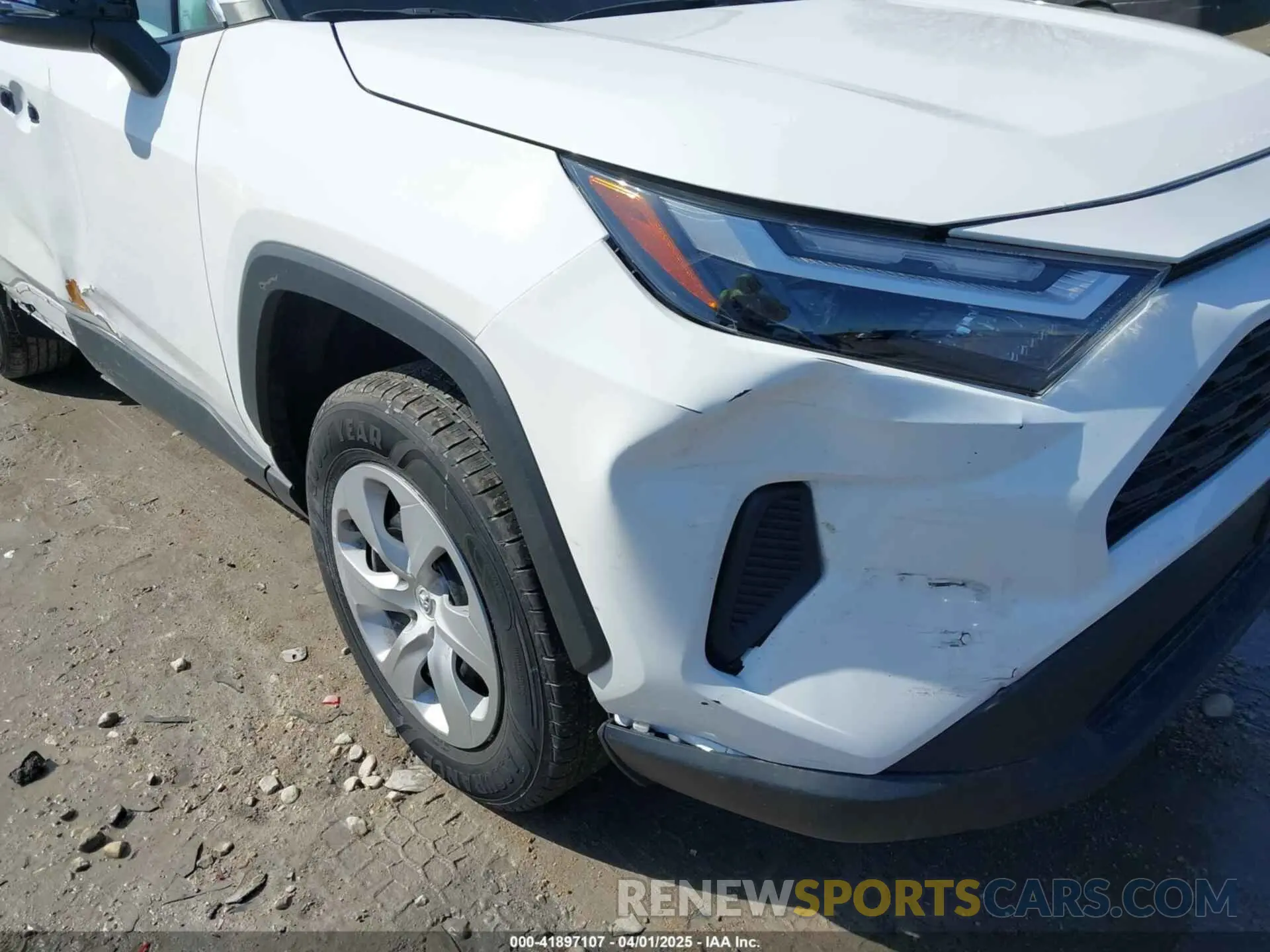 6 Photograph of a damaged car 2T3G1RFV8RC410803 TOYOTA RAV4 2024