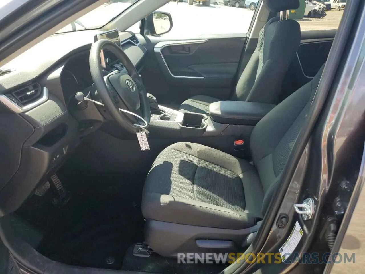 7 Photograph of a damaged car 2T3G1RFV8RC482858 TOYOTA RAV4 2024