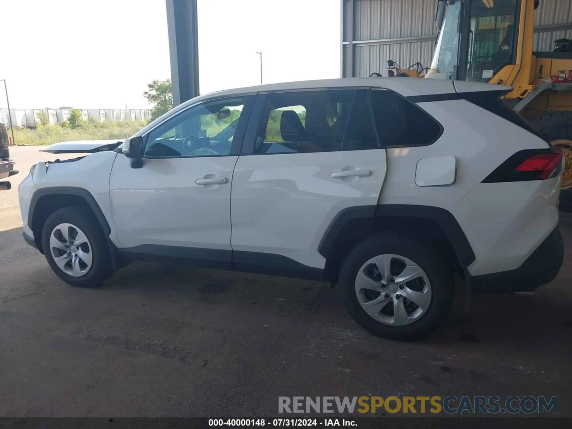 14 Photograph of a damaged car 2T3G1RFV9RC399035 TOYOTA RAV4 2024