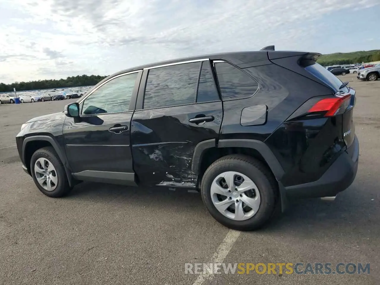 2 Photograph of a damaged car 2T3G1RFV9RC457421 TOYOTA RAV4 2024