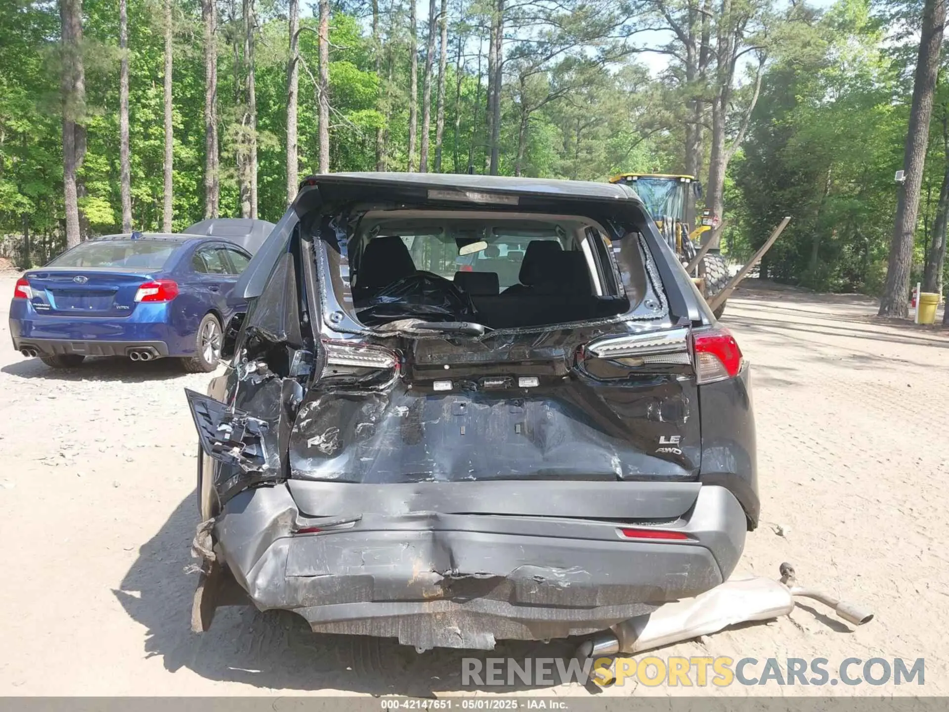 15 Photograph of a damaged car 2T3G1RFV9RC483985 TOYOTA RAV4 2024