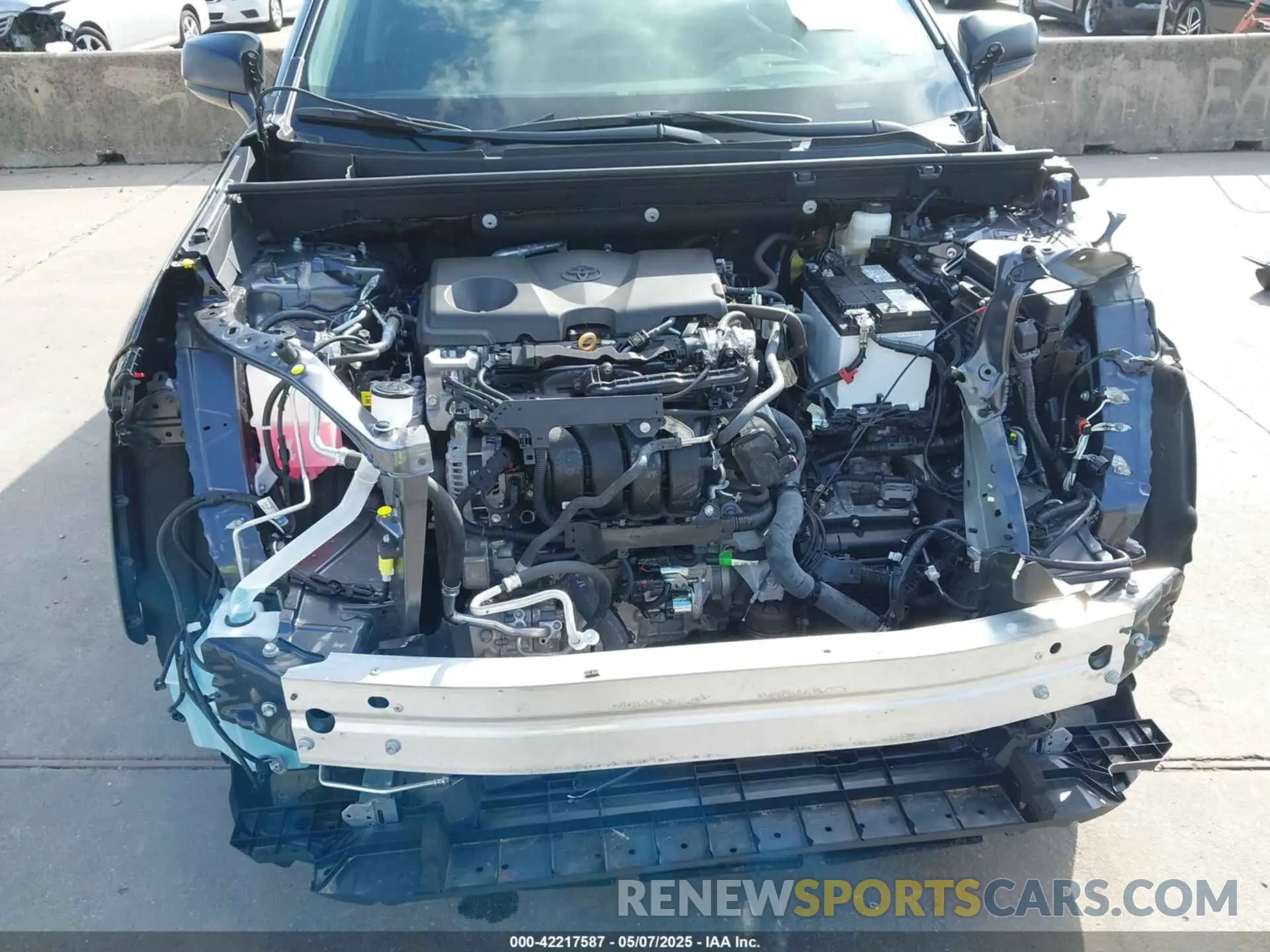 6 Photograph of a damaged car 2T3H1RFV0RC259296 TOYOTA RAV4 2024