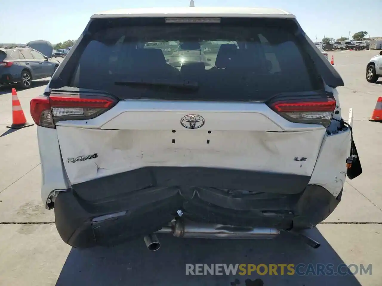 6 Photograph of a damaged car 2T3H1RFV0RC264109 TOYOTA RAV4 2024