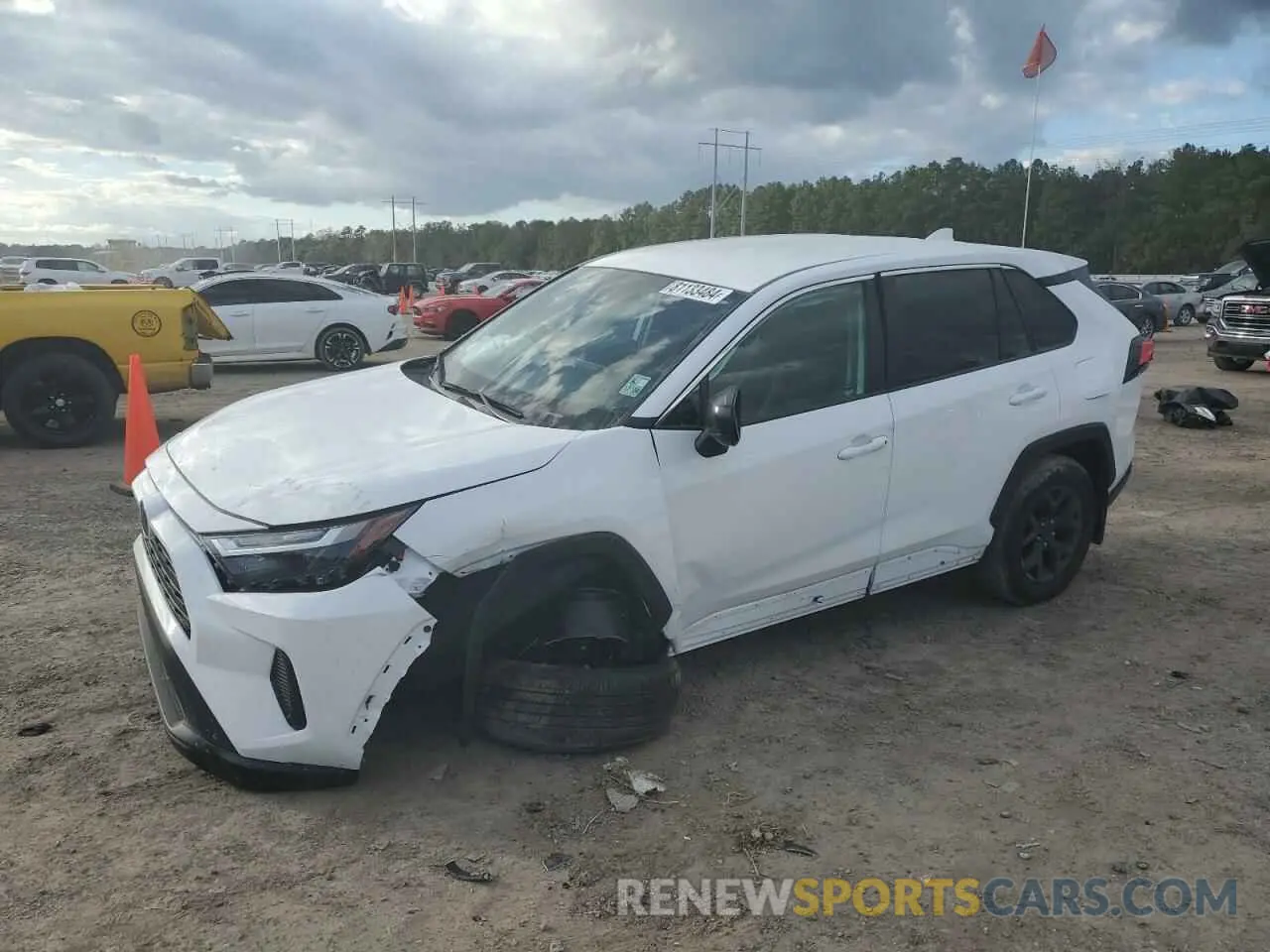 1 Photograph of a damaged car 2T3H1RFV0RW307992 TOYOTA RAV4 2024