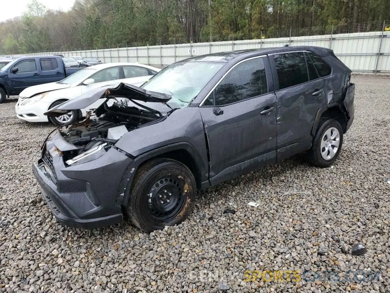 1 Photograph of a damaged car 2T3H1RFV0RW365231 TOYOTA RAV4 2024