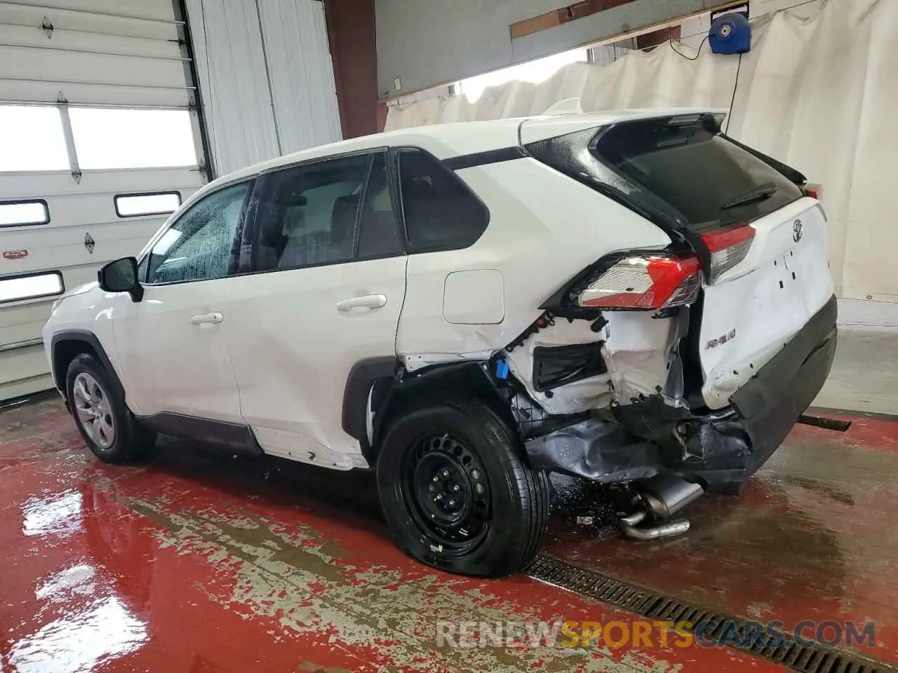 2 Photograph of a damaged car 2T3H1RFV1RW327801 TOYOTA RAV4 2024