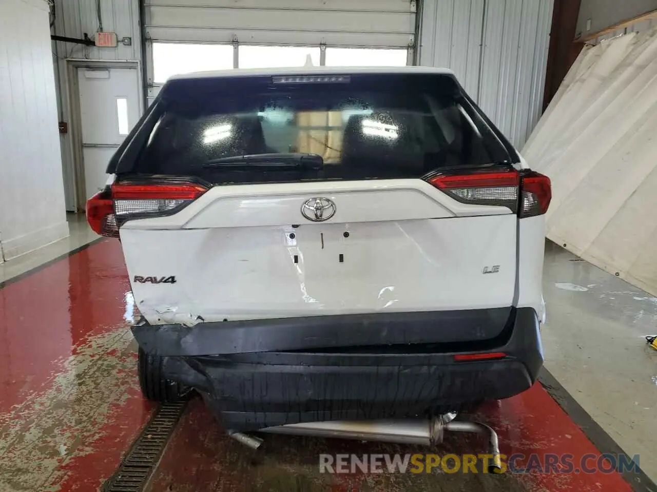 6 Photograph of a damaged car 2T3H1RFV1RW327801 TOYOTA RAV4 2024