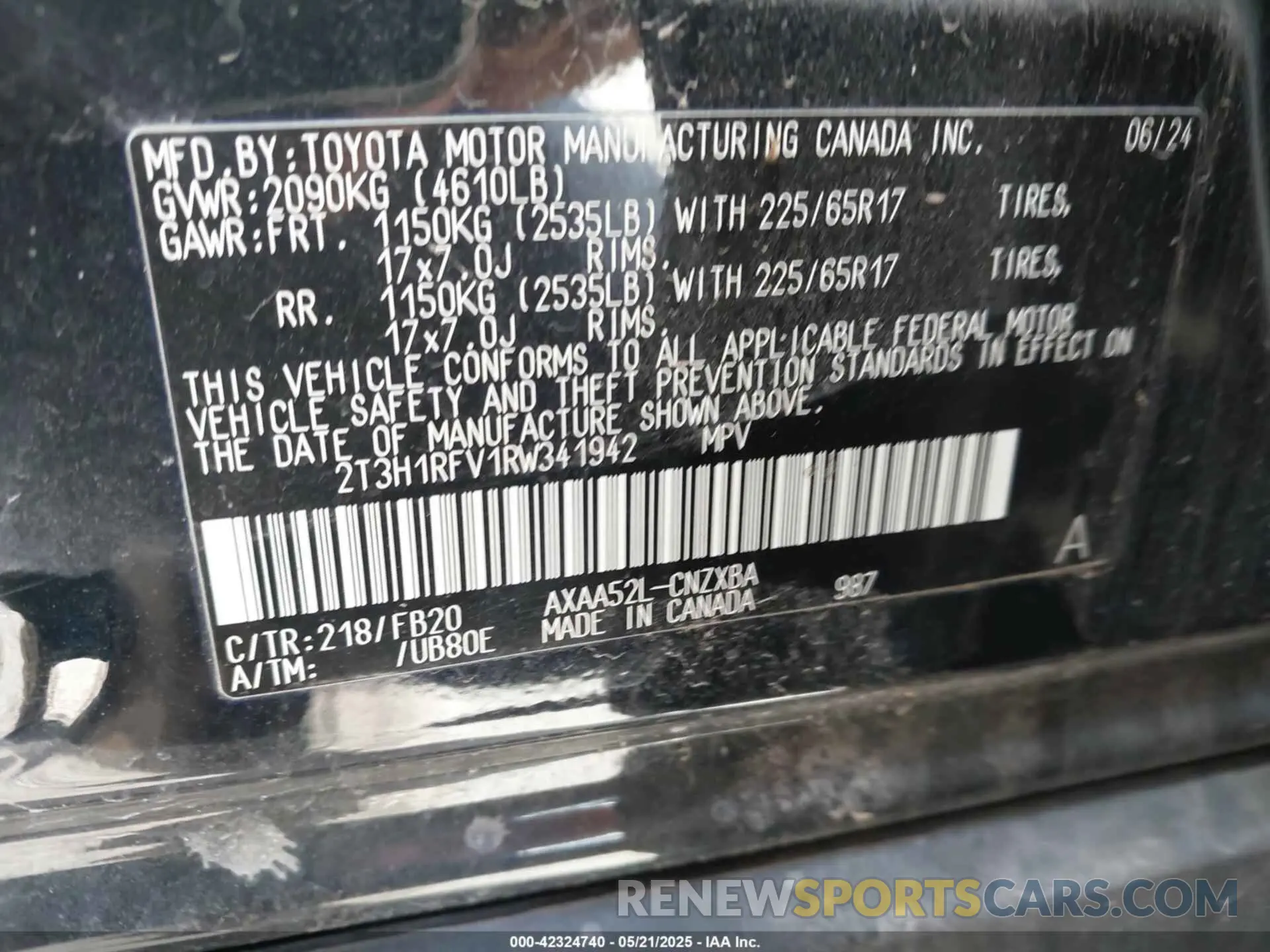 9 Photograph of a damaged car 2T3H1RFV1RW341942 TOYOTA RAV4 2024