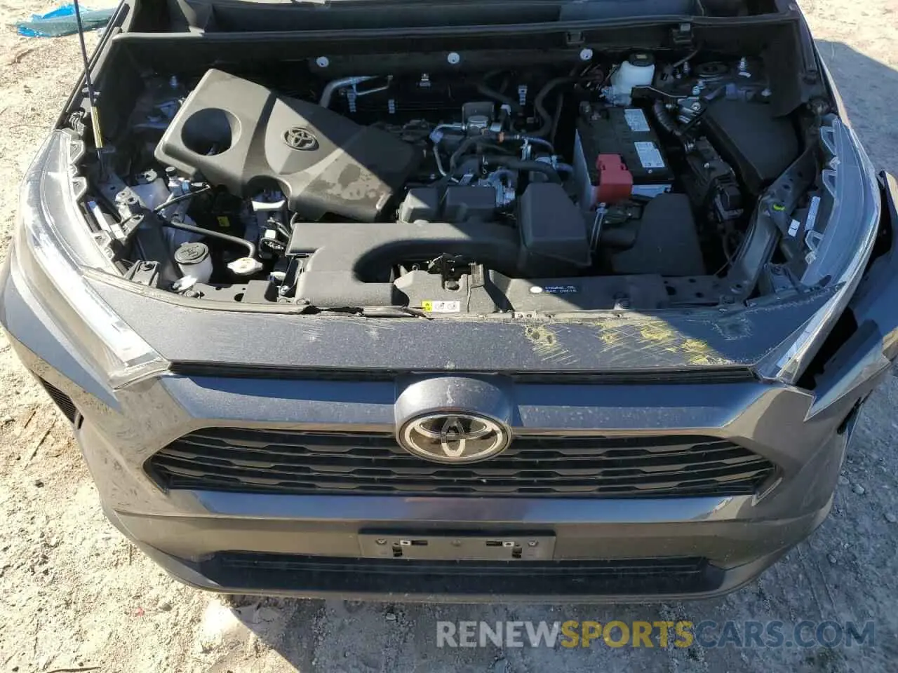 12 Photograph of a damaged car 2T3H1RFV2RC261700 TOYOTA RAV4 2024