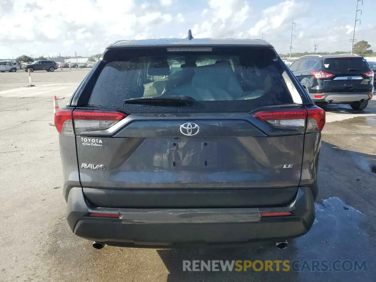 6 Photograph of a damaged car 2T3H1RFV2RC273216 TOYOTA RAV4 2024
