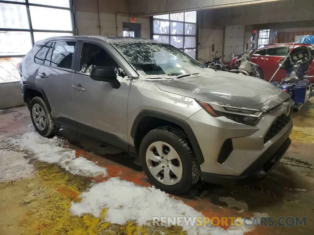 4 Photograph of a damaged car 2T3H1RFV2RC293532 TOYOTA RAV4 2024
