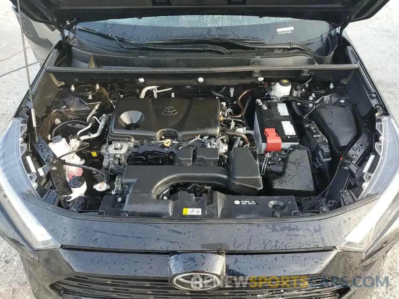 12 Photograph of a damaged car 2T3H1RFV2RW318248 TOYOTA RAV4 2024