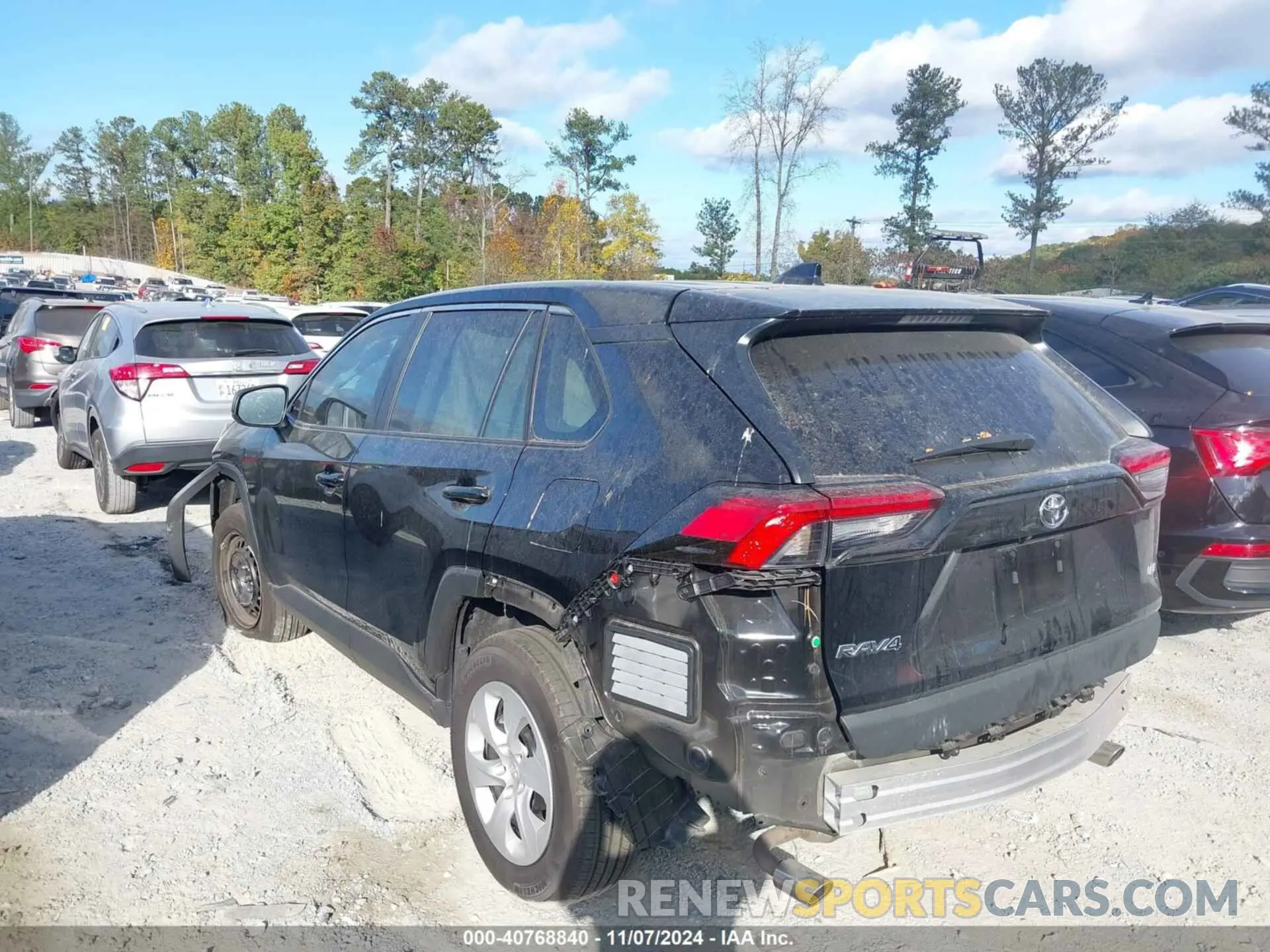 14 Photograph of a damaged car 2T3H1RFV2RW323160 TOYOTA RAV4 2024