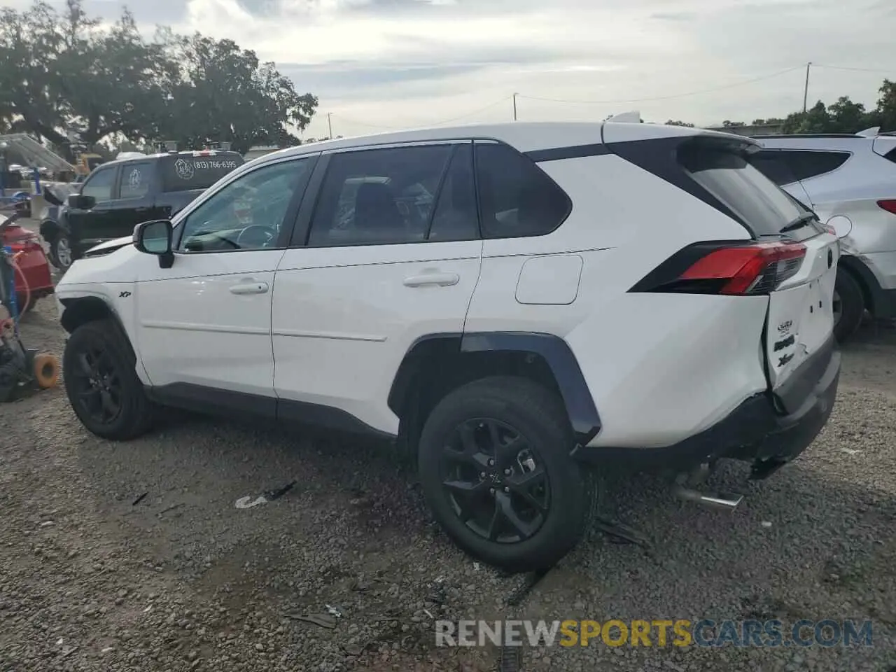 2 Photograph of a damaged car 2T3H1RFV3RC265805 TOYOTA RAV4 2024