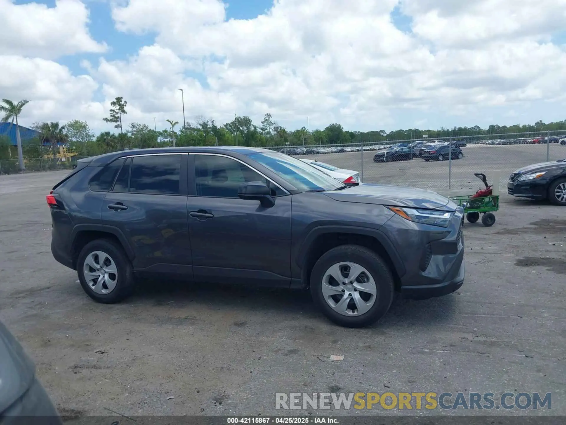 13 Photograph of a damaged car 2T3H1RFV3RC266839 TOYOTA RAV4 2024