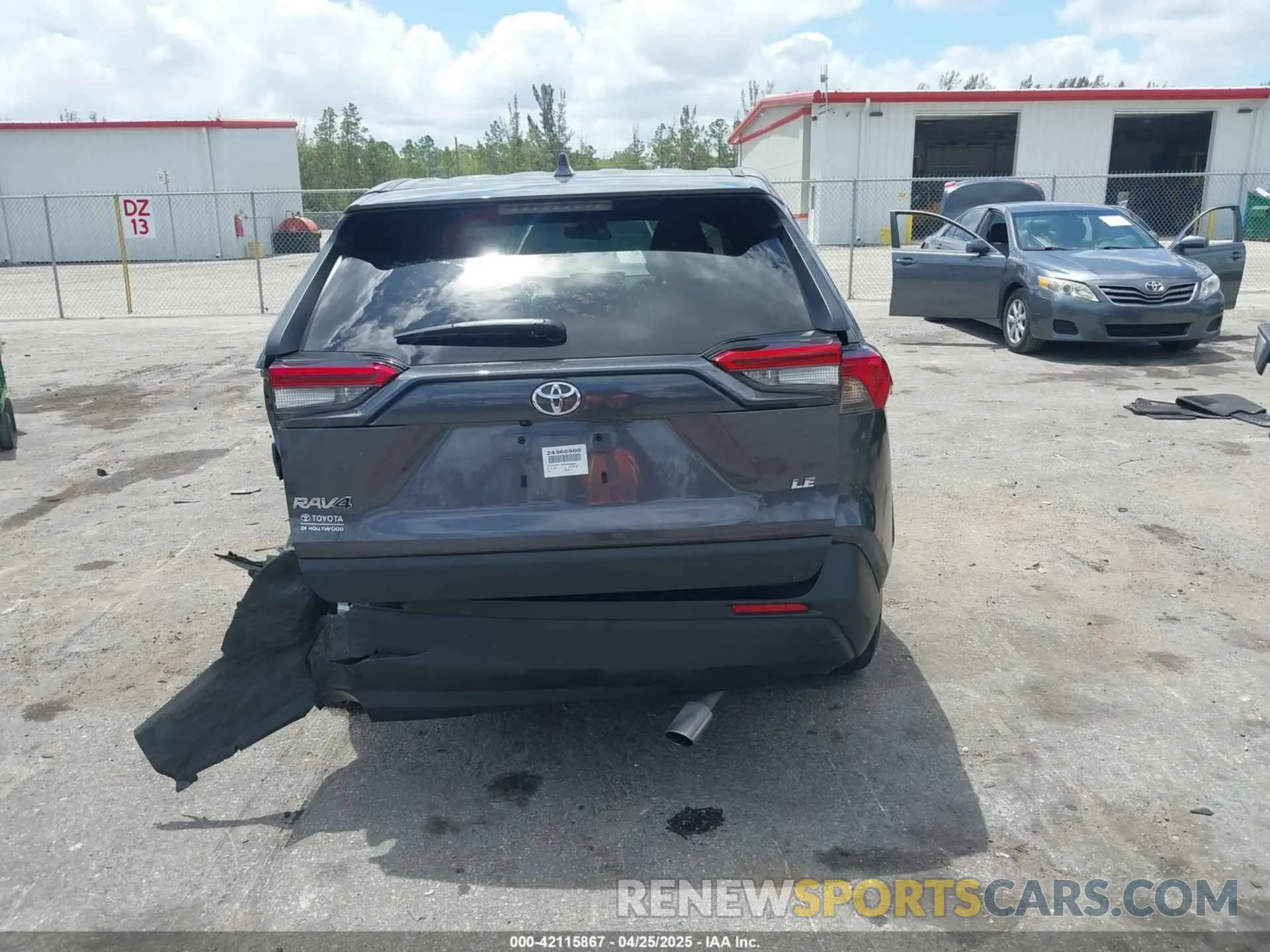 16 Photograph of a damaged car 2T3H1RFV3RC266839 TOYOTA RAV4 2024