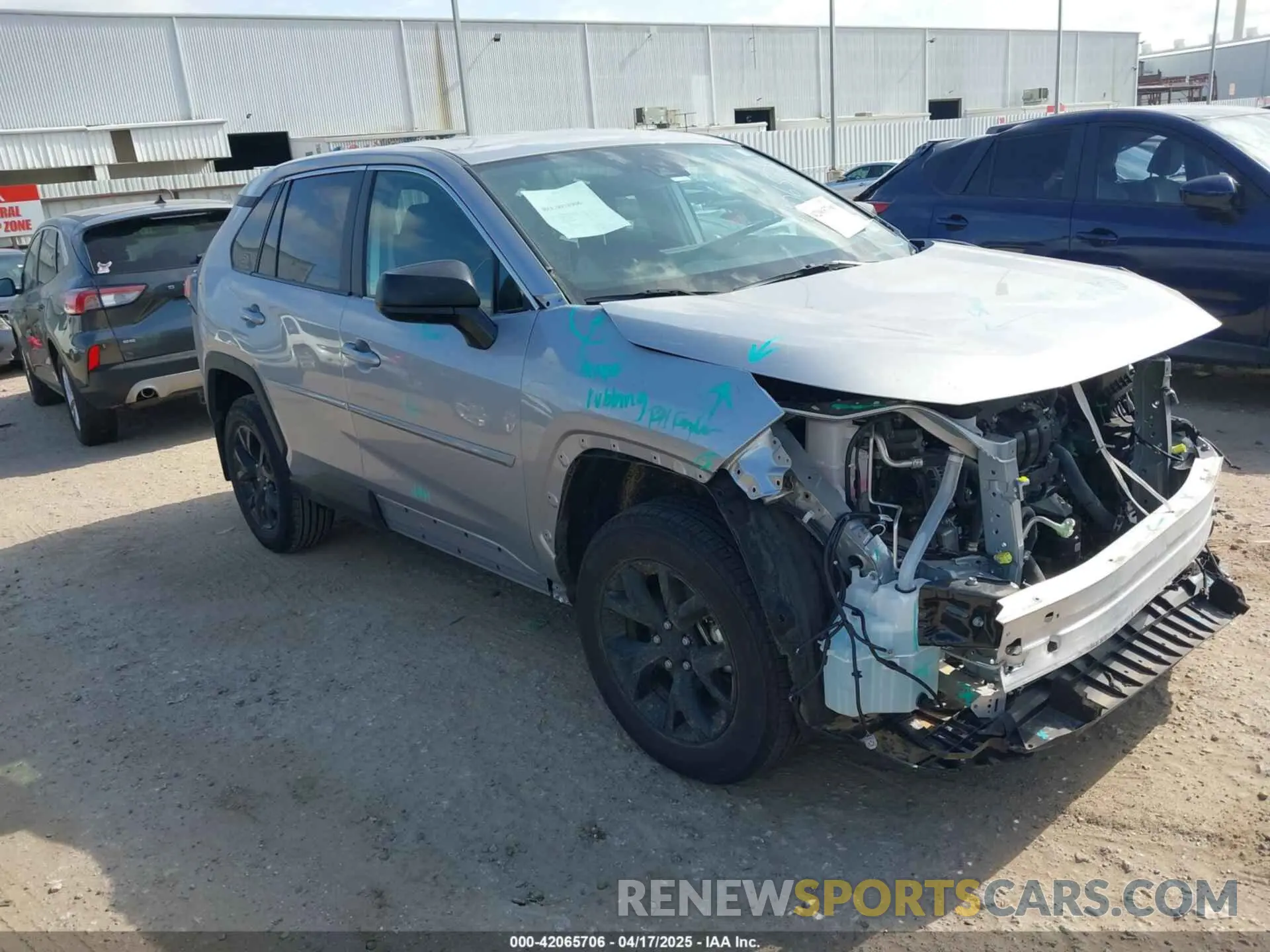 1 Photograph of a damaged car 2T3H1RFV3RC275685 TOYOTA RAV4 2024