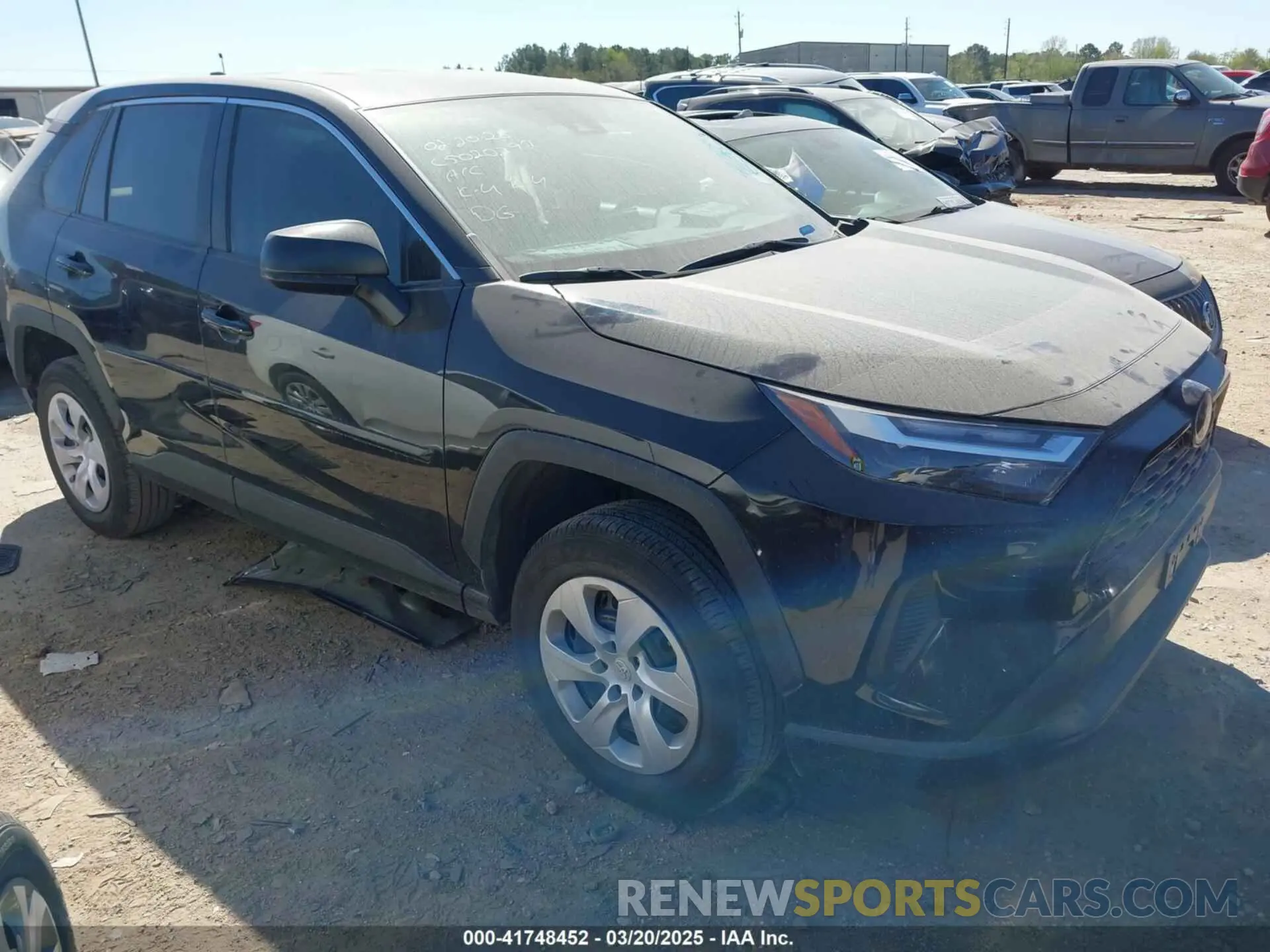 1 Photograph of a damaged car 2T3H1RFV3RC277422 TOYOTA RAV4 2024
