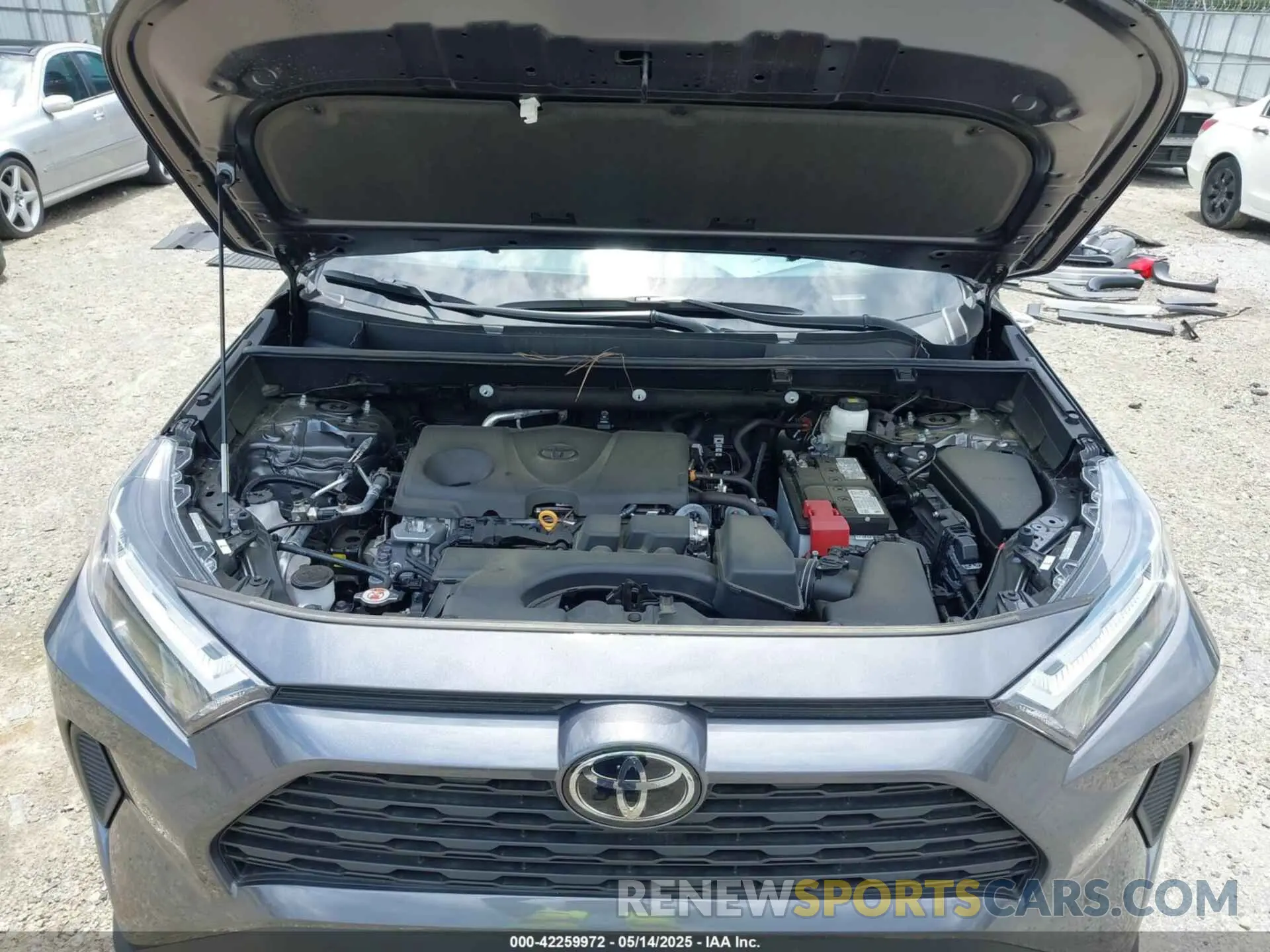10 Photograph of a damaged car 2T3H1RFV3RC281437 TOYOTA RAV4 2024