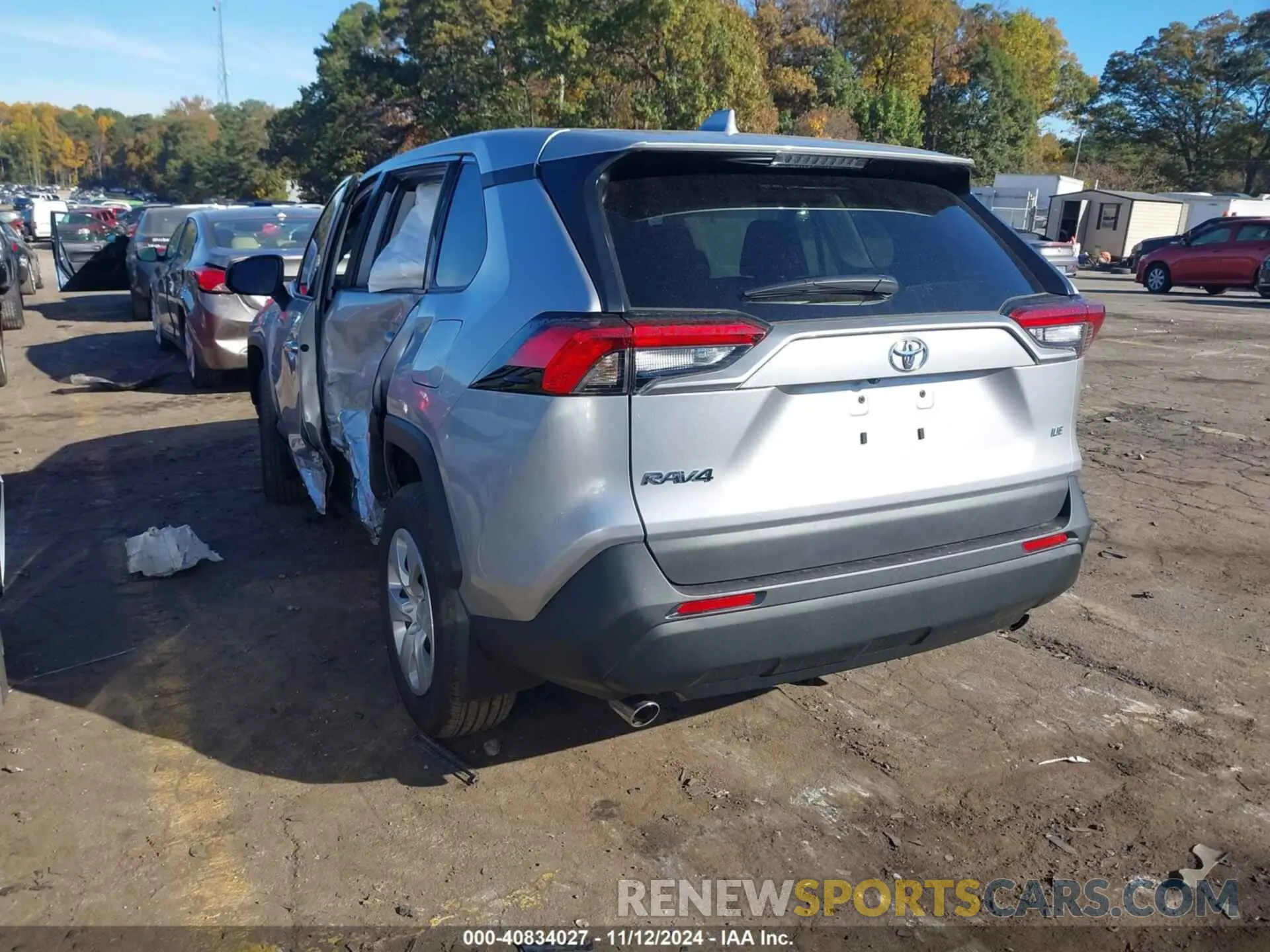 3 Photograph of a damaged car 2T3H1RFV3RC290476 TOYOTA RAV4 2024