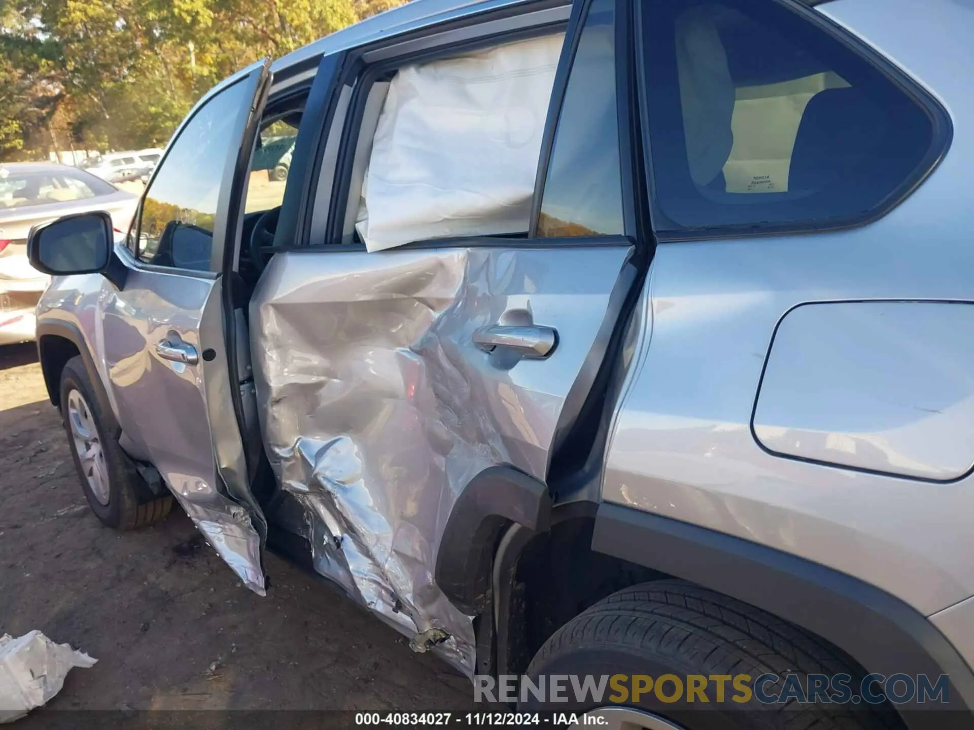 6 Photograph of a damaged car 2T3H1RFV3RC290476 TOYOTA RAV4 2024