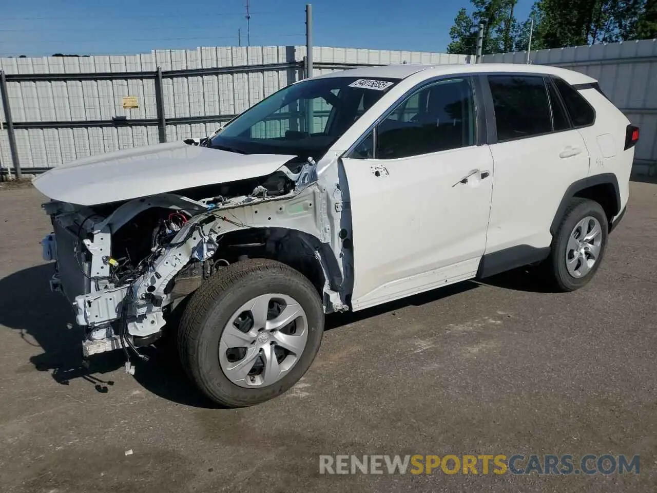 1 Photograph of a damaged car 2T3H1RFV3RW316038 TOYOTA RAV4 2024