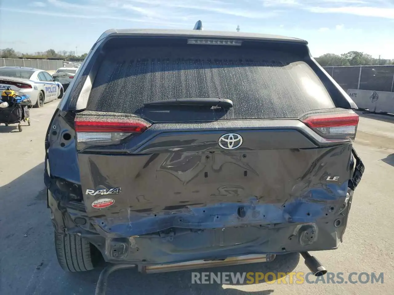 6 Photograph of a damaged car 2T3H1RFV4RC255185 TOYOTA RAV4 2024