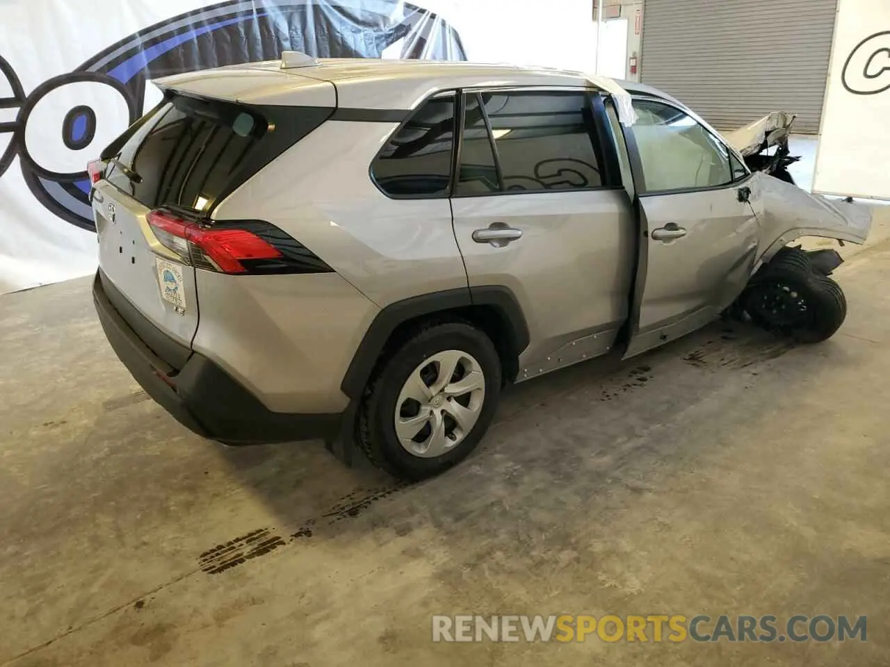 3 Photograph of a damaged car 2T3H1RFV4RC263884 TOYOTA RAV4 2024