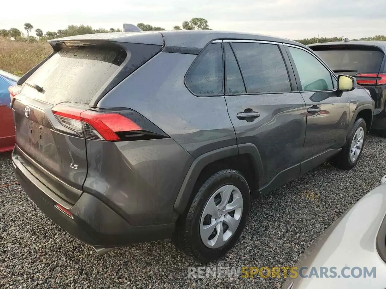 3 Photograph of a damaged car 2T3H1RFV4RW318056 TOYOTA RAV4 2024