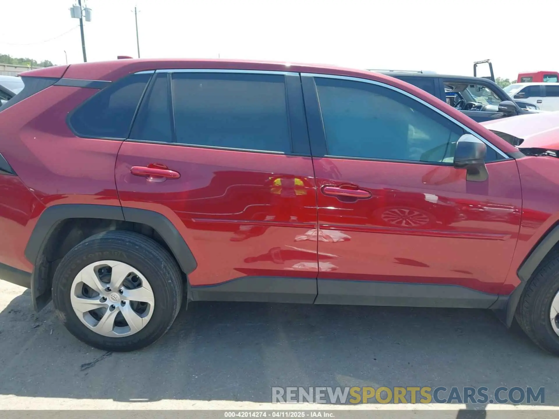 13 Photograph of a damaged car 2T3H1RFV4RW323564 TOYOTA RAV4 2024