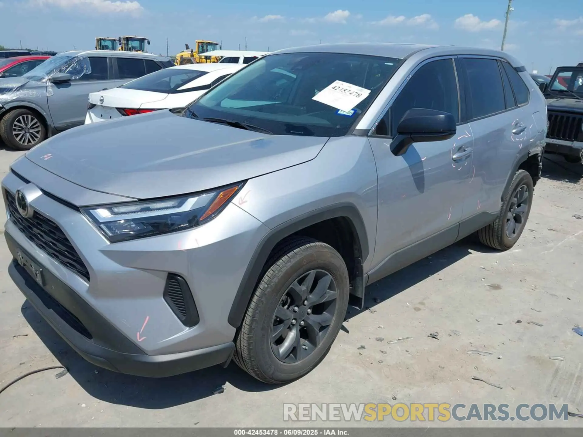 2 Photograph of a damaged car 2T3H1RFV5RC253669 TOYOTA RAV4 2024